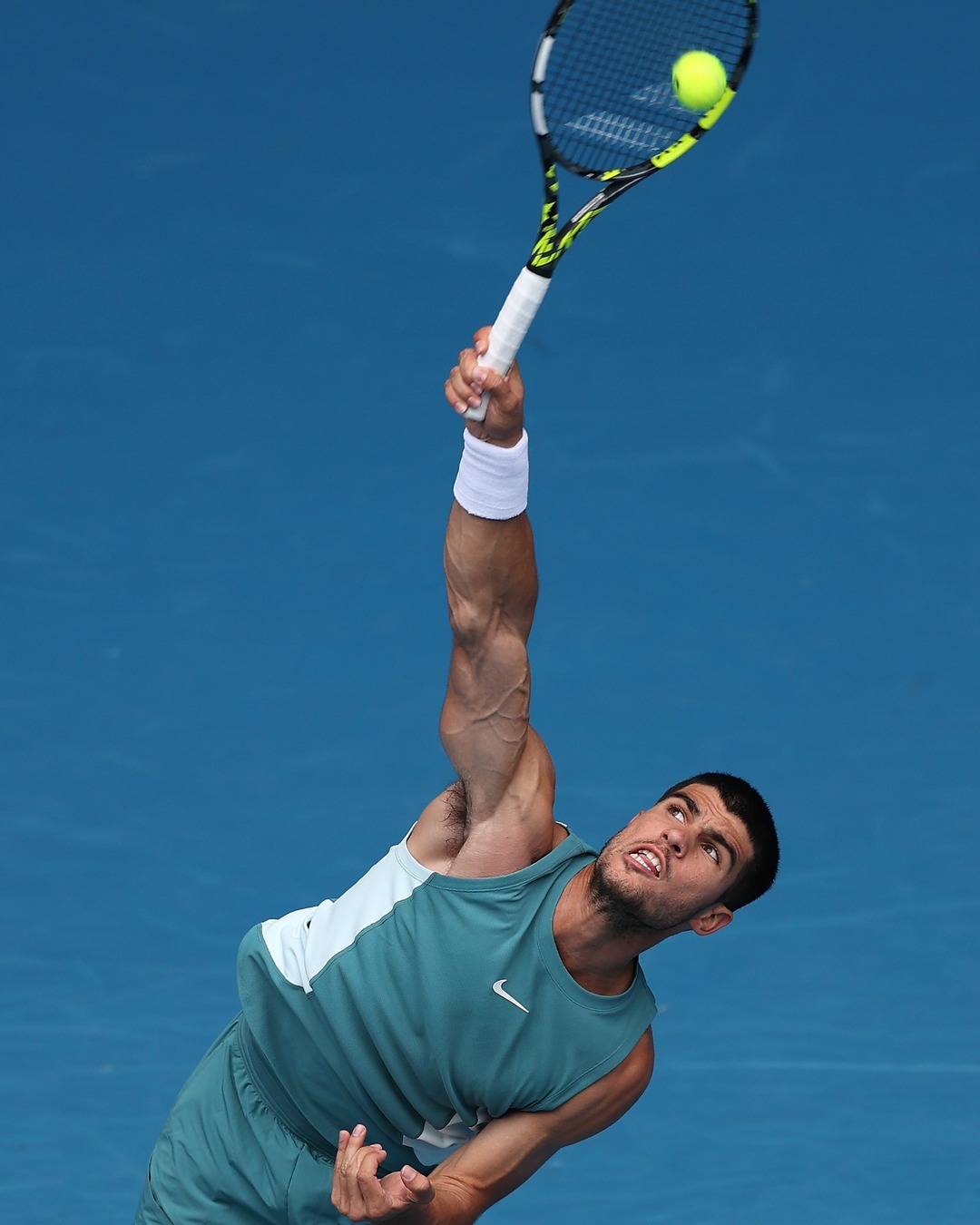 ATP总决赛轻取澳网，阿尔卡拉斯带队取胜