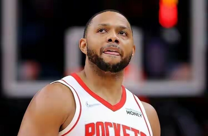 北京队轻取步行者，拉文高光表现的简单介绍